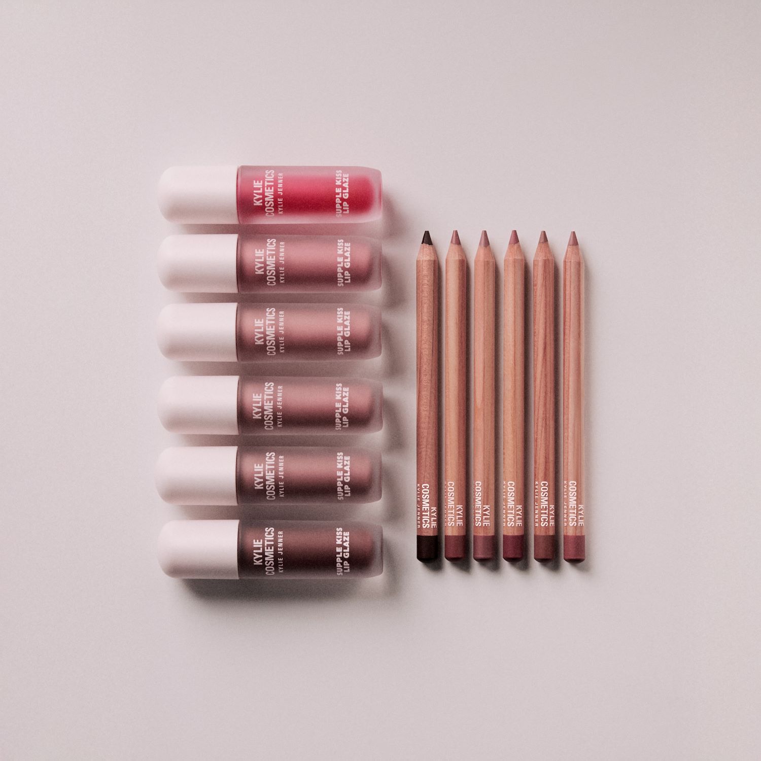 GLOSSY LIP KIT (SET DE LABIOS)